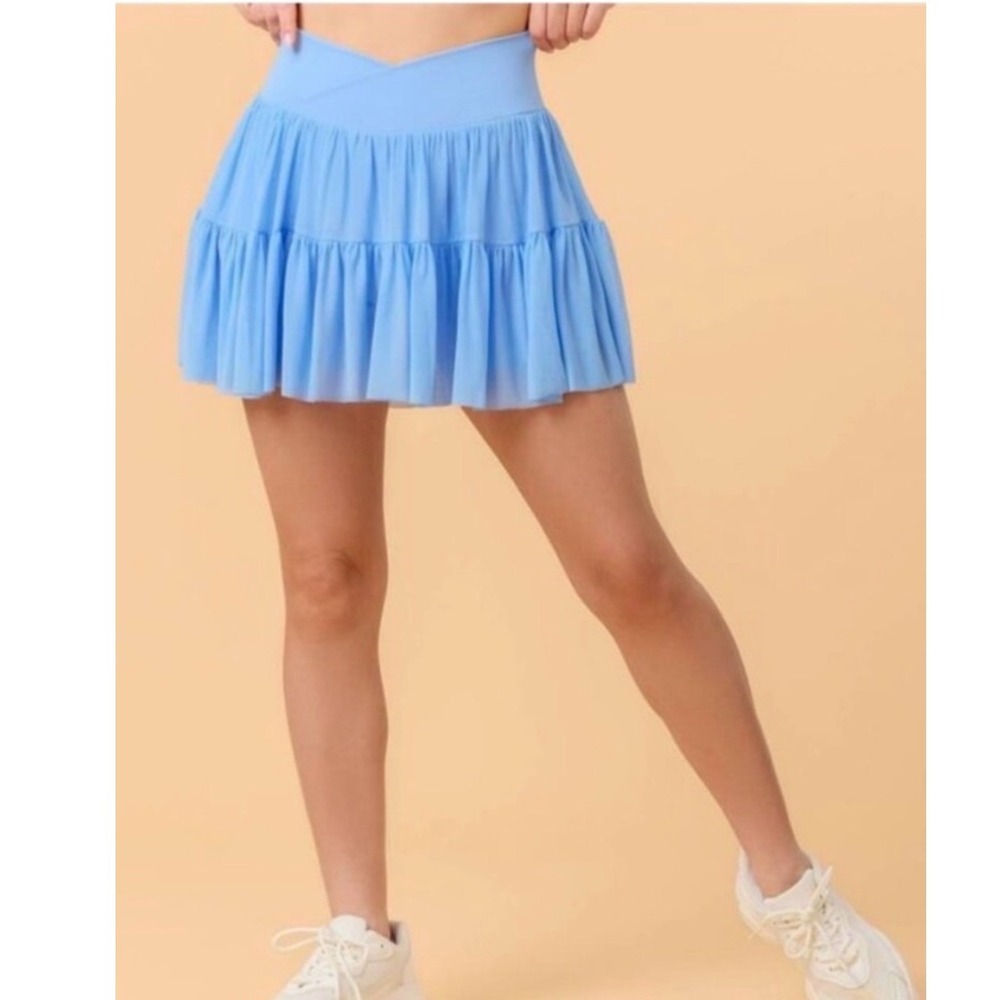 Blogilates Pirouette Skort Light Blue Crossover Waist Mesh Ruffle Skirt Large